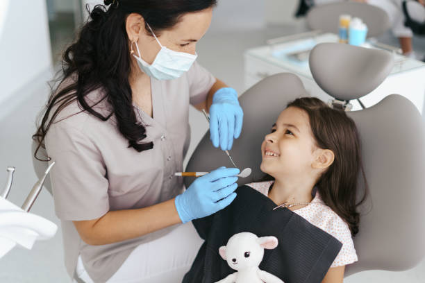 Best Cosmetic Emergency Dentistry in Lake Los Angeles, CA